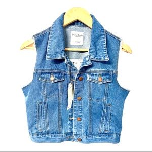 Salvage Denim stretch denim vest w/ crochet floral back panel #55B